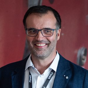 Portrettfoto av Thorleif Sire, konsulent og hovedforedragsholder på Forbedringslederskolen øst.